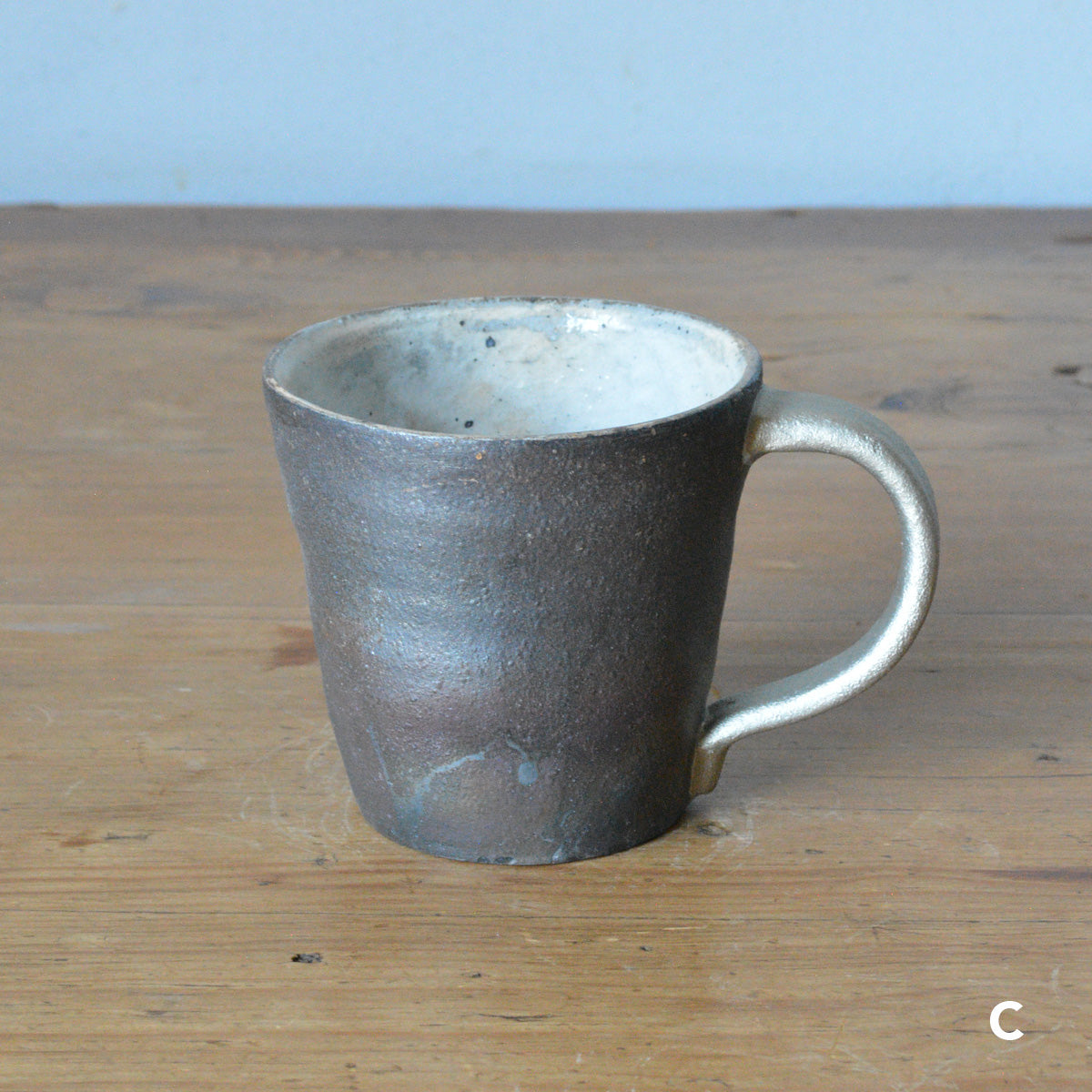 鈴木隆 mug 炭化錫彩