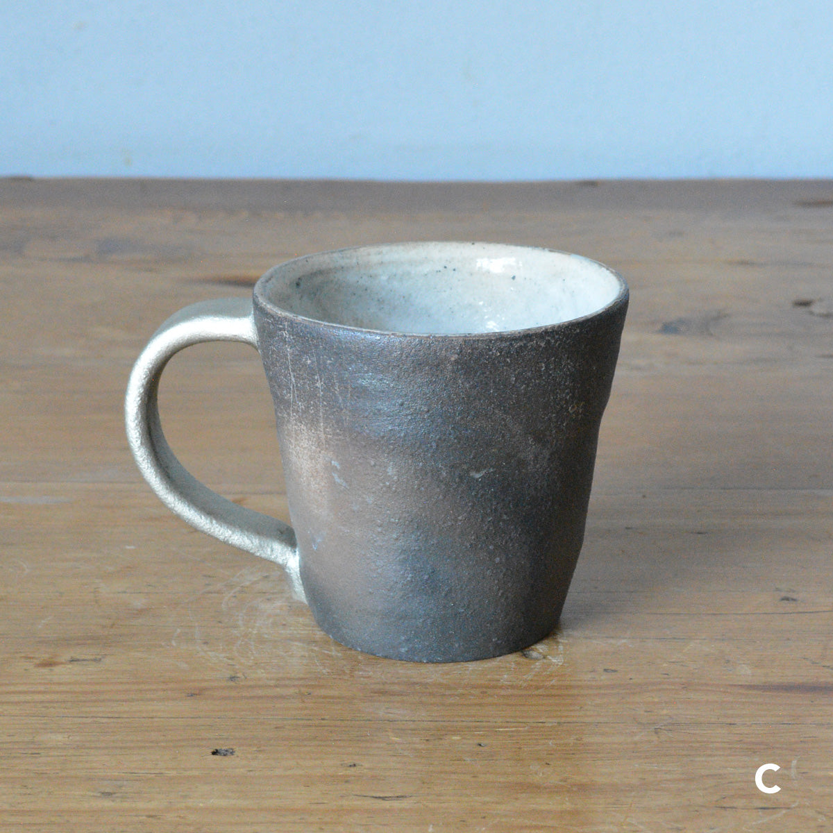 鈴木隆 mug 炭化錫彩
