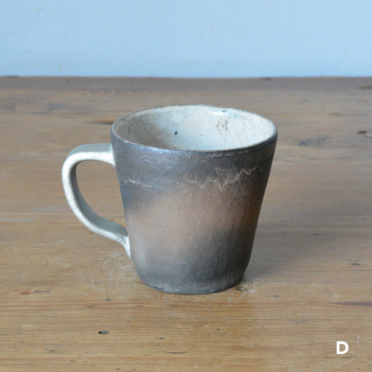 鈴木隆 mug 炭化錫彩