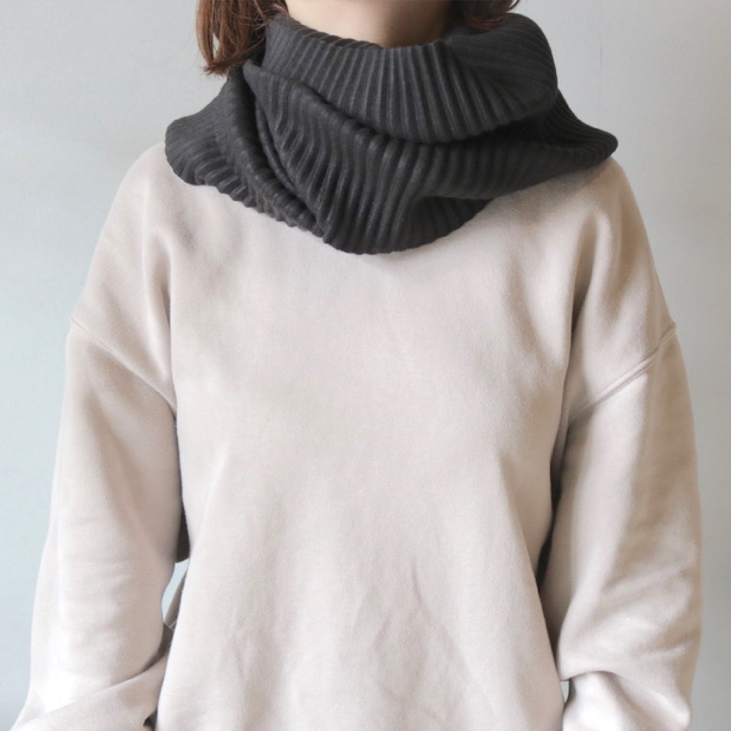 Pleece Long scarf