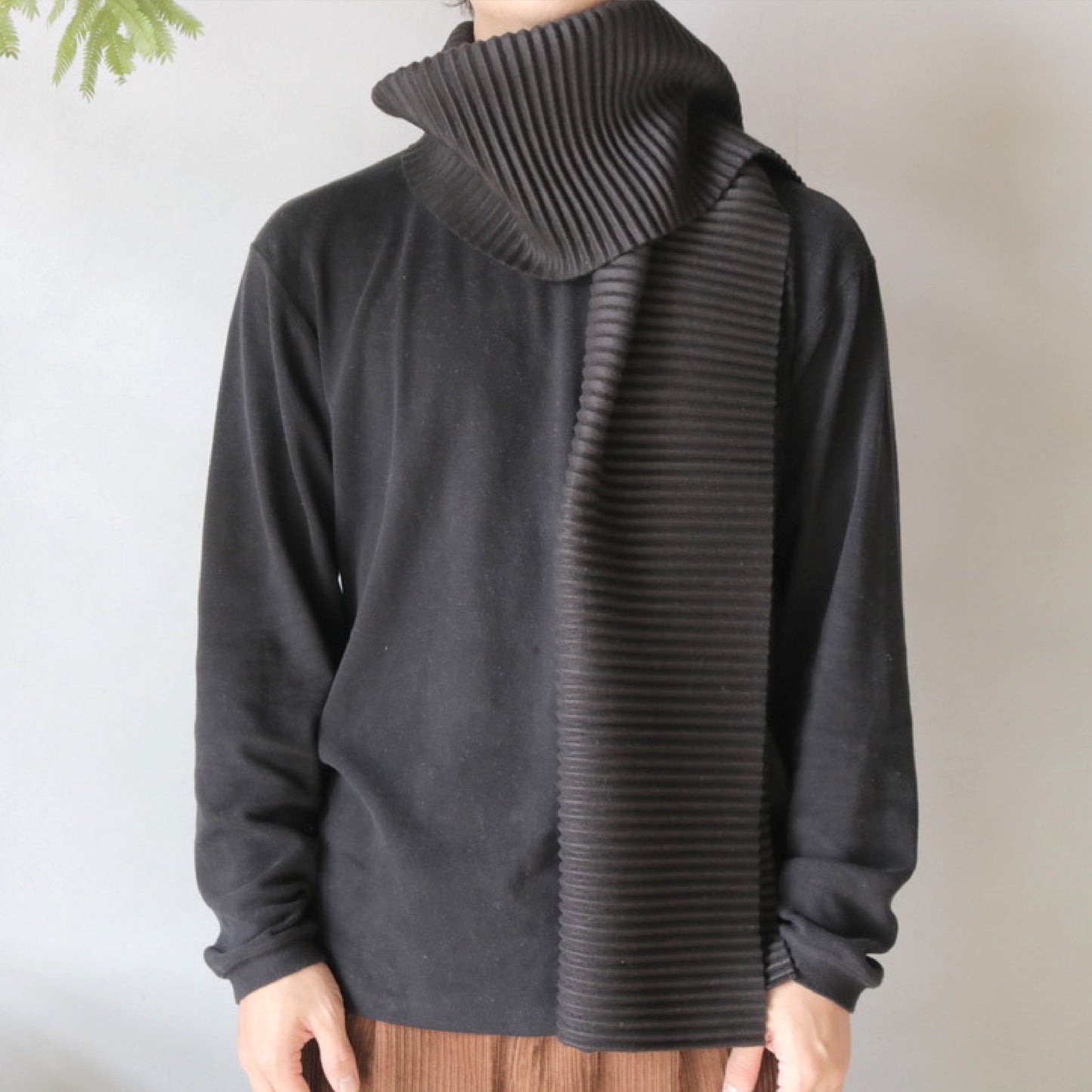 Pleece Long scarf
