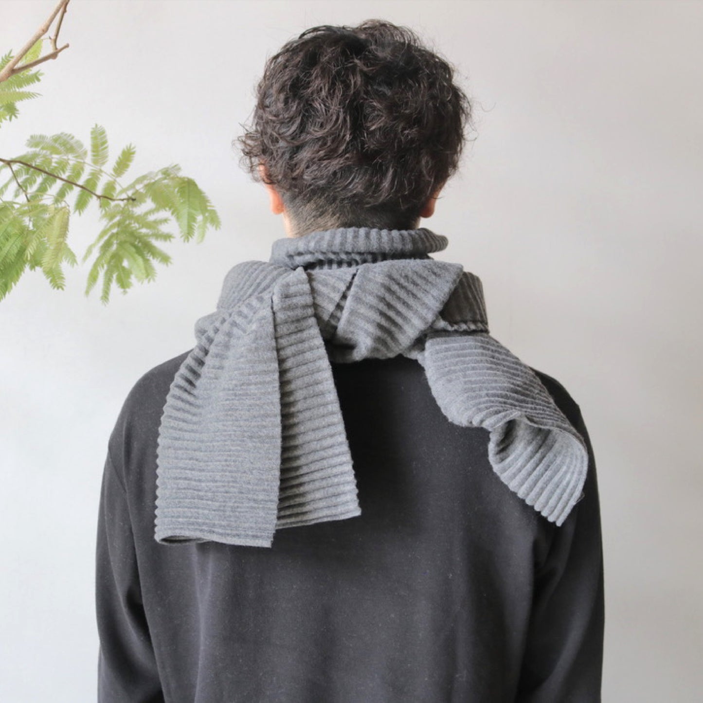 Pleece Long scarf