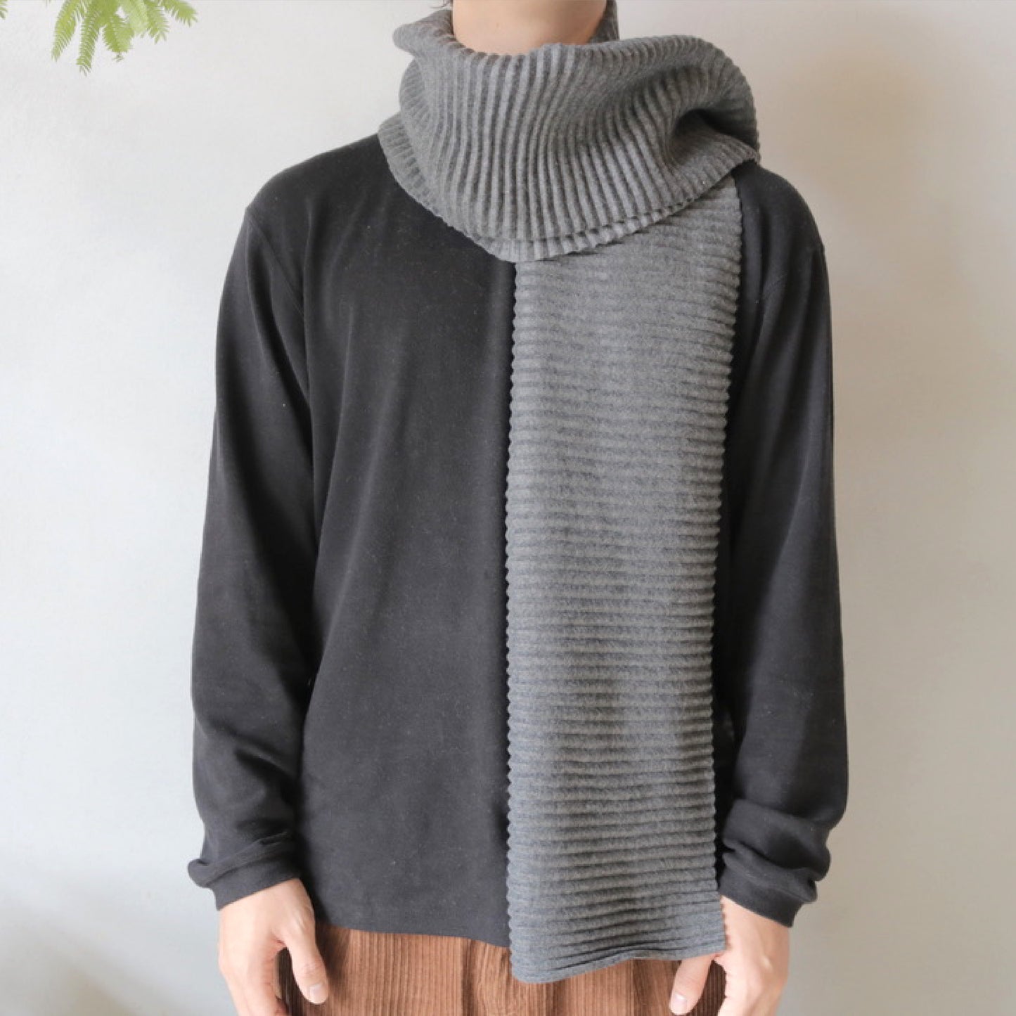 Pleece Long scarf