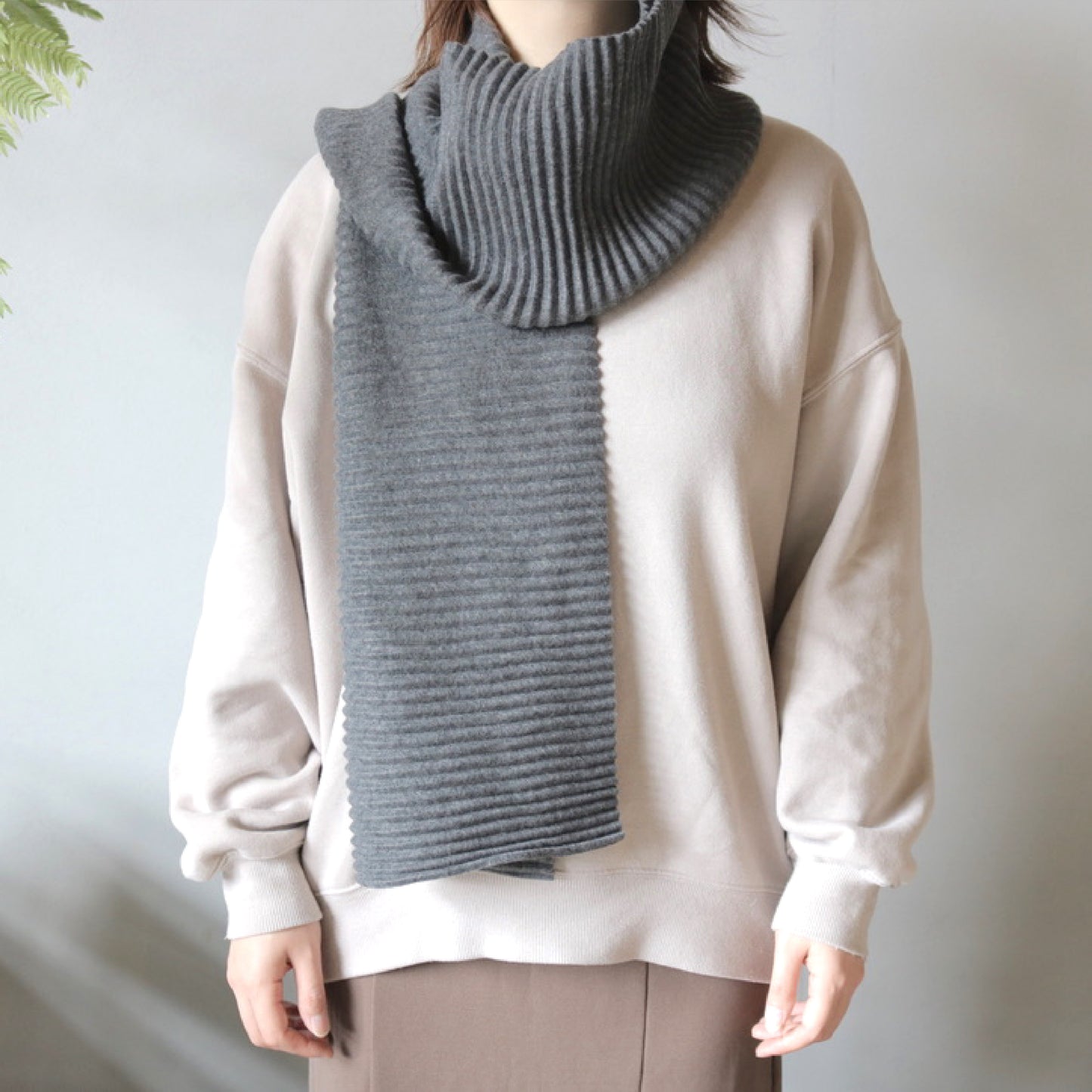 Pleece Long scarf
