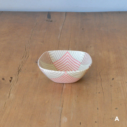 irodori窯 / 角小鉢